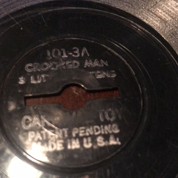 Vintage Carnival toy record player with 4 records - Picture 4 of 7